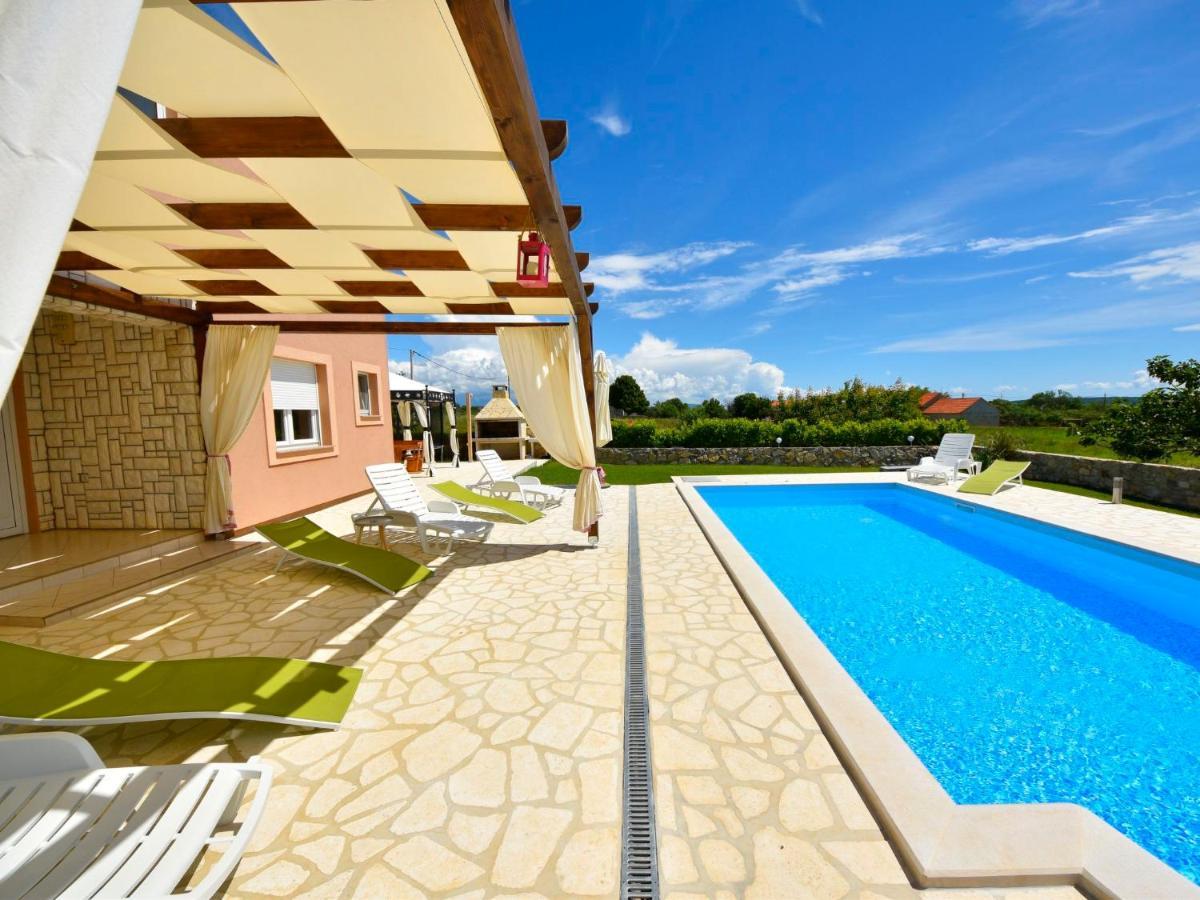 Holiday Home Frane By Interhome Lisane Tinjske 外观 照片